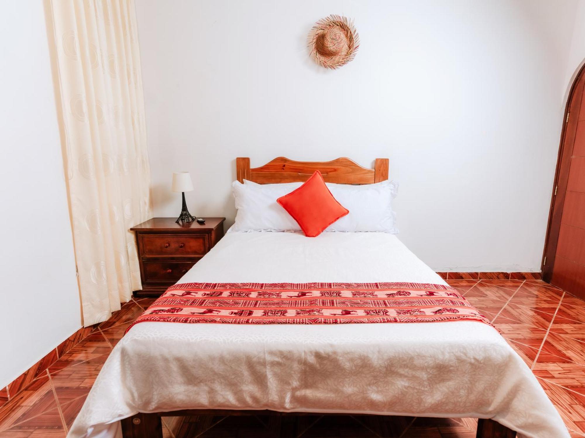 Hotel Vinas Del Sol Eterno ชินชาอัลตา ภายนอก รูปภาพ