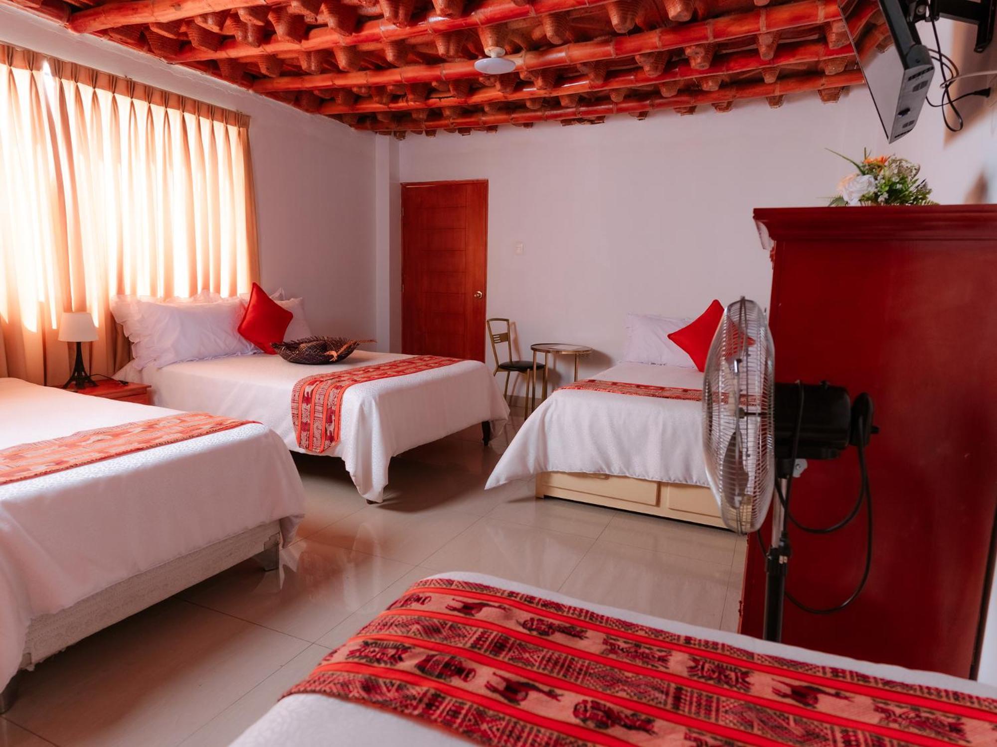 Hotel Vinas Del Sol Eterno ชินชาอัลตา ภายนอก รูปภาพ
